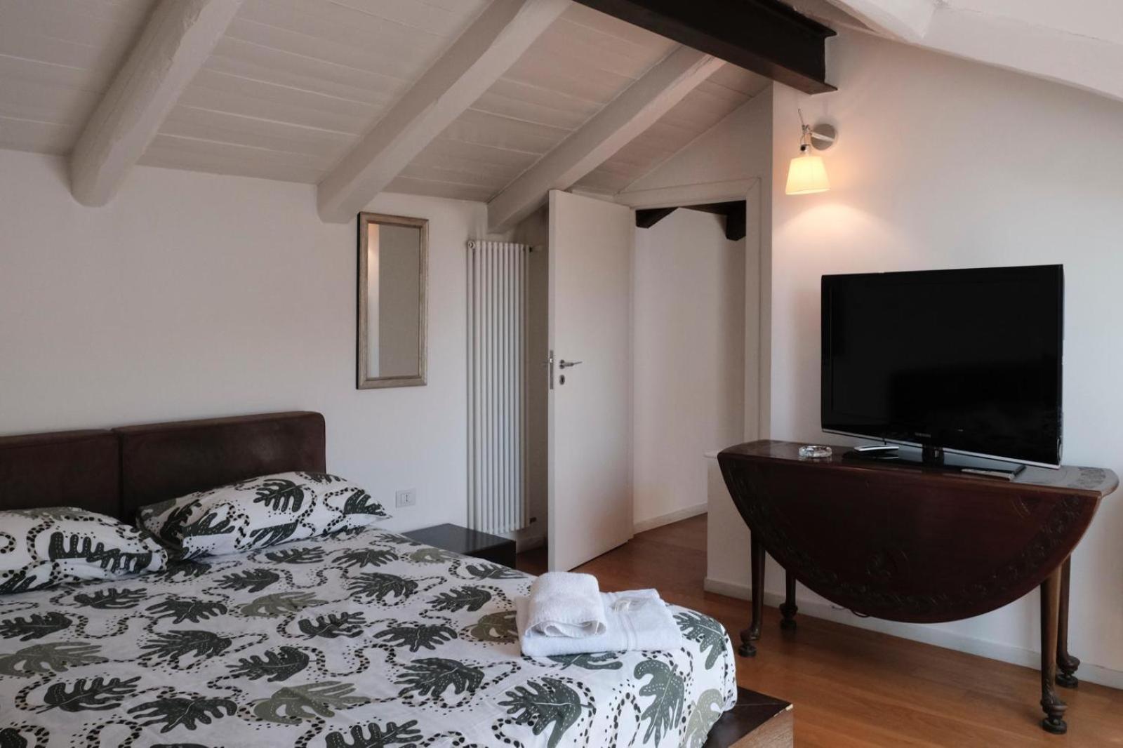 Casa Maria In Centro Storico Hotel Salerno Kültér fotó